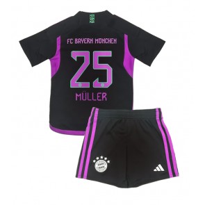 Bayern Munich Thomas Muller #25 Dětské Venkovní dres komplet 2023-24 Krátký Rukáv (+ trenýrky)